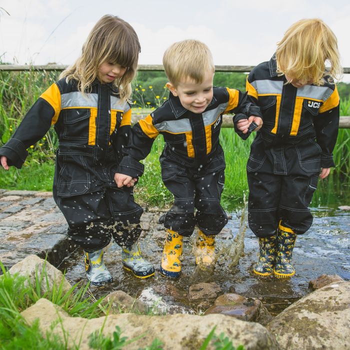 Jcb Kids Overalls Group Shot (1)